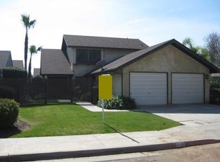 1049 E Goshen Ave, Fresno, CA