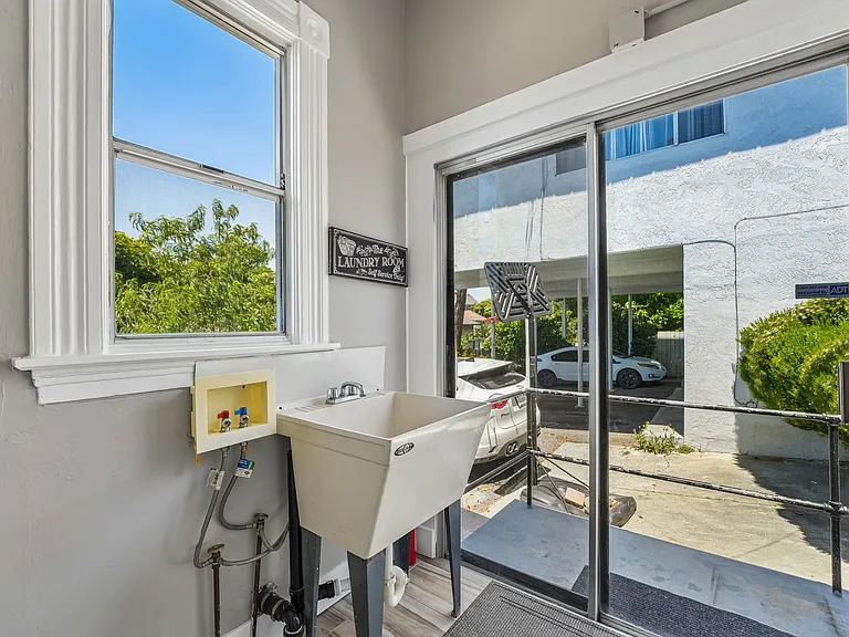 517 Branciforte St — Photo 43
