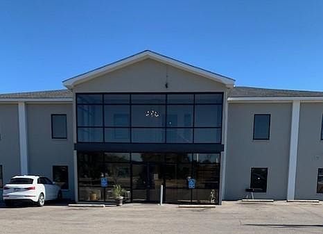 1st image of 6-2 W Lakeview Dr #6