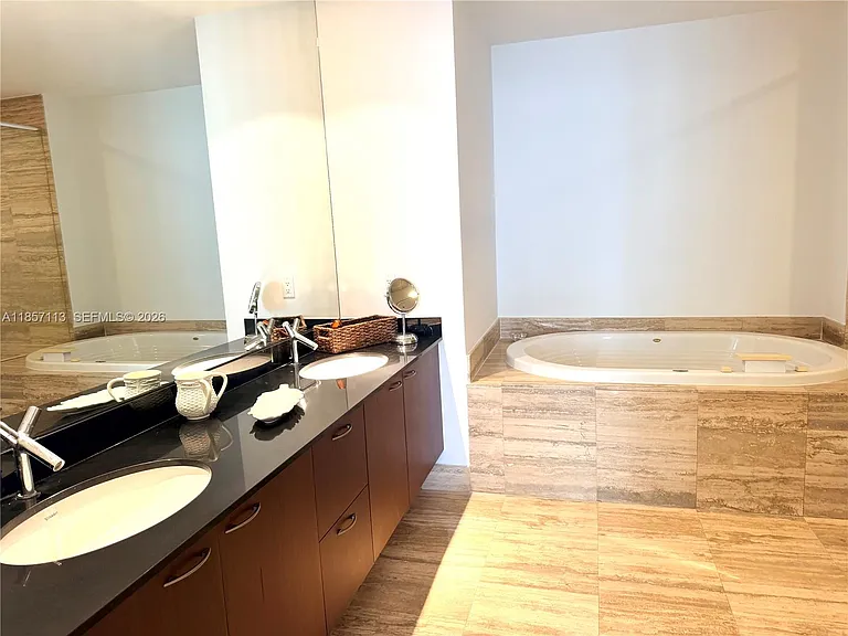 16001 Collins Ave #1402 — Photo 24