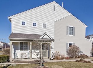 126 Azalea Cir #126, Romeoville, IL 60446