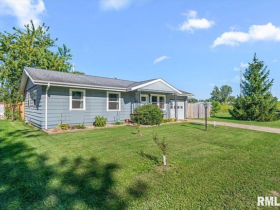 3rd image of 2517 Burton Dr