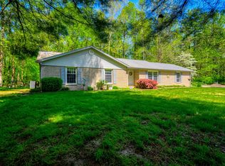 1566 S Yankeetown Rd, Boonville, IN 47601