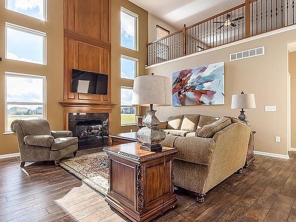 5th image of 3275 Winding Woods Dr