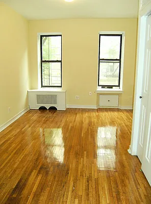 Rented by City Connections Realty | media 16