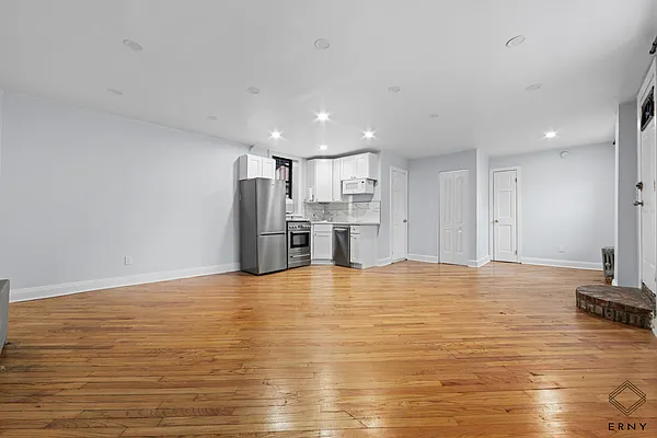 Rented by ERNY LLC | media 2