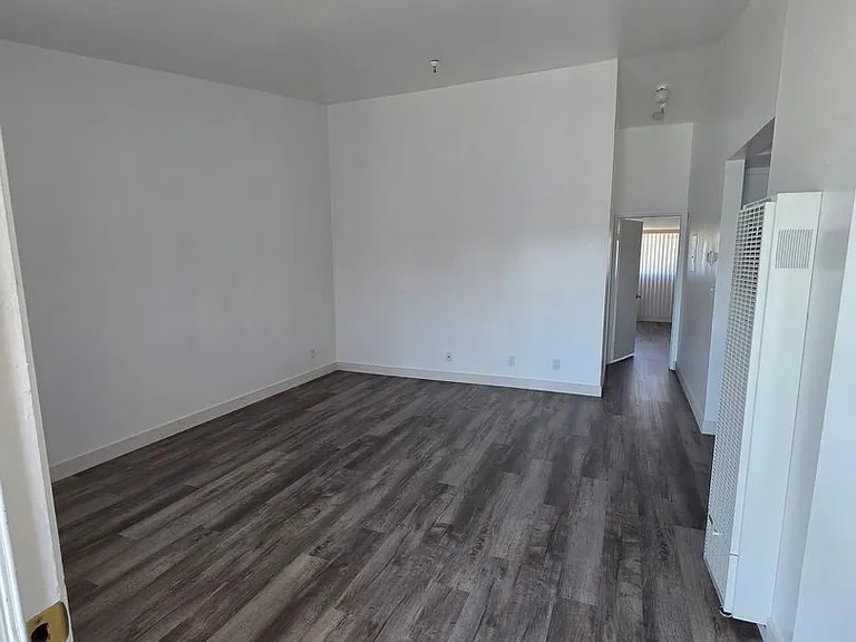 14104 Yukon Ave — Photo 7