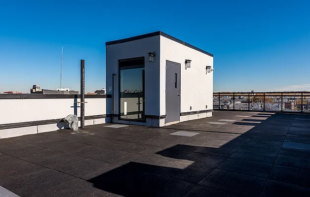 Rented by Nooklyn NYC LLC | media 46