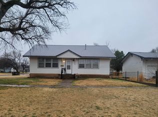 203 Center St, Alva, OK 73717