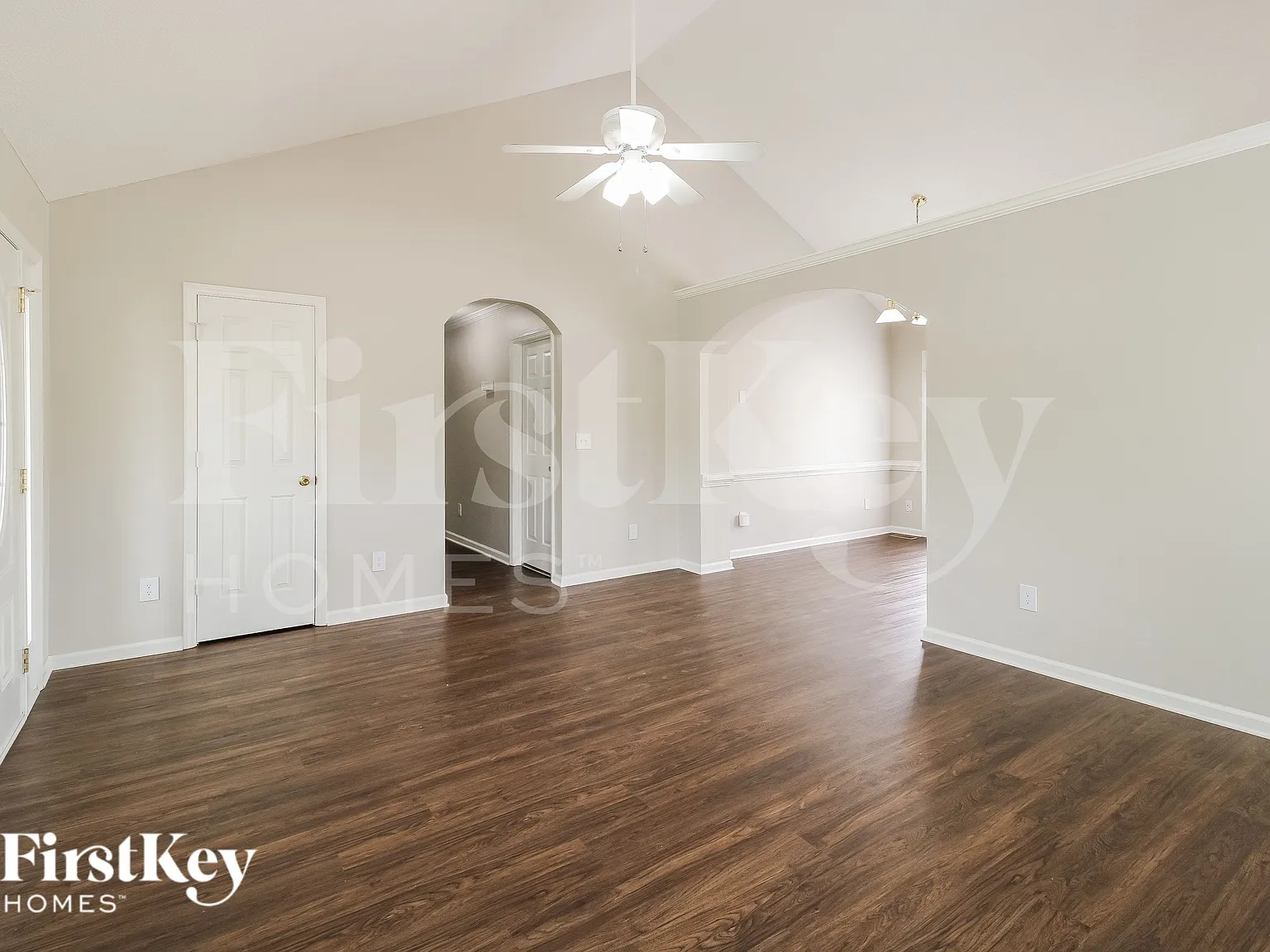 3 bed, 2.0 bath, 2154 sqft, $2,270 — Photo 4