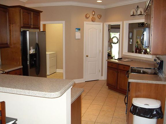 5th image of 1233 Harrison Glen Ln