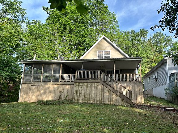 4th image of 450 Shady Acres Rd