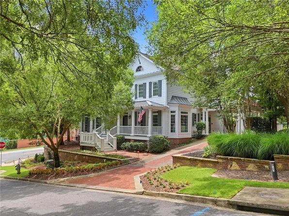 3901 Hazelhurst Dr, Marietta, GA 30066