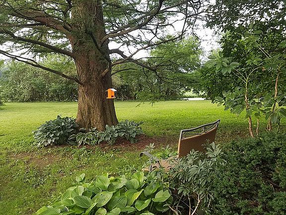 front yard bench