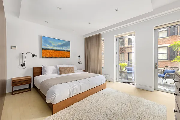 Rented by Compass | media 30