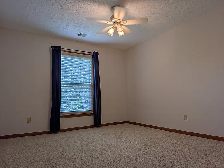 13115 Kessler St — Photo 33