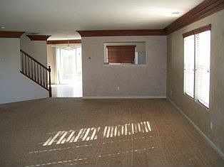 Formal living/dining rooms