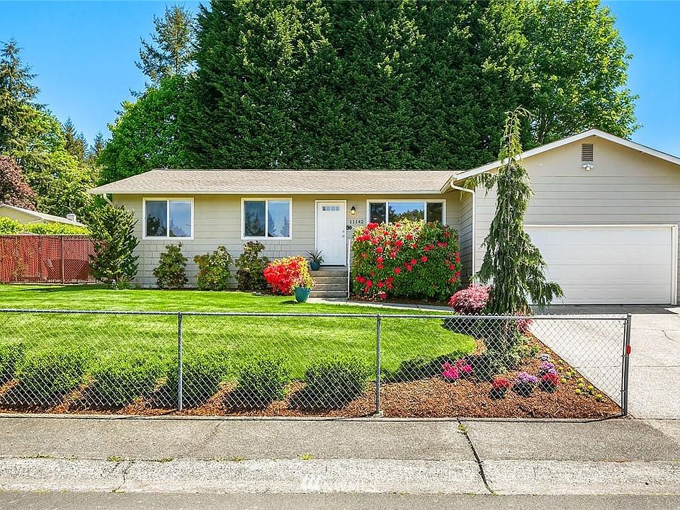 1st image of 11142 157th Ave NE