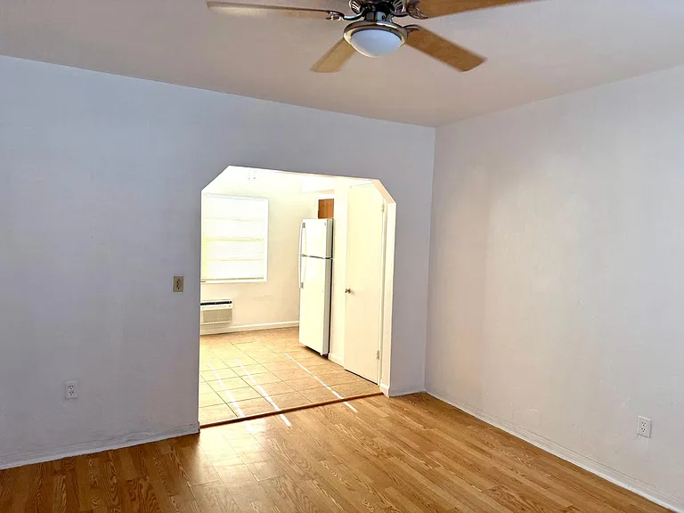 19 Salamanca Ave #1 — Photo 4
