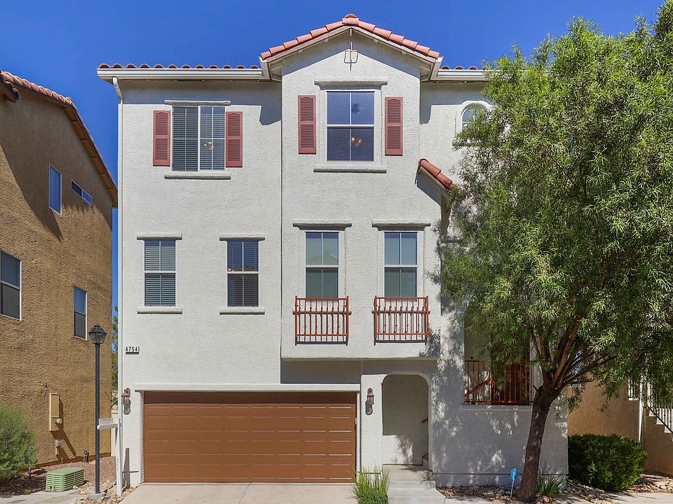 1st image of 4754 Priory Gardens St