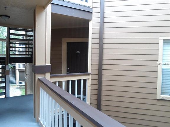 2nd image of 490 N Pin Oak 214 Pl