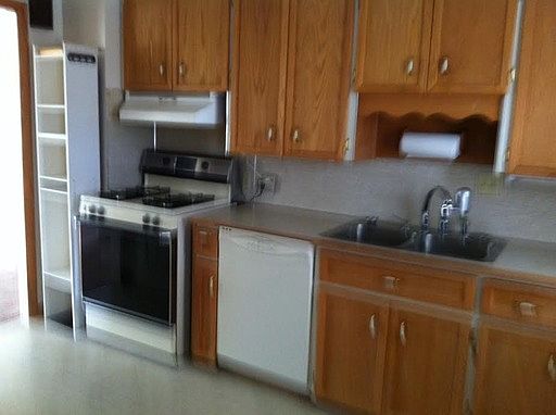 5th image of 3422 Birchwood Ave SW