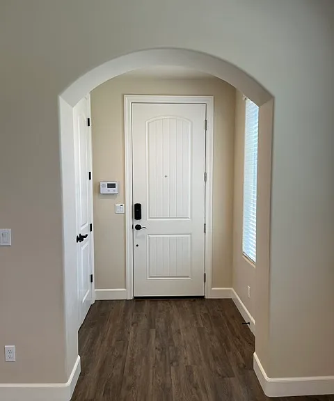 308 Tresana Ln — Photo 5