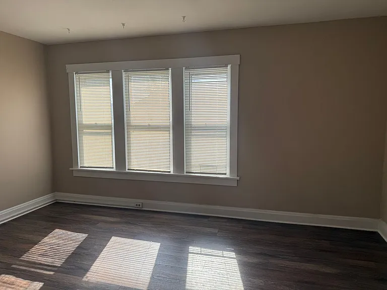 823 Pine Street — Photo 11