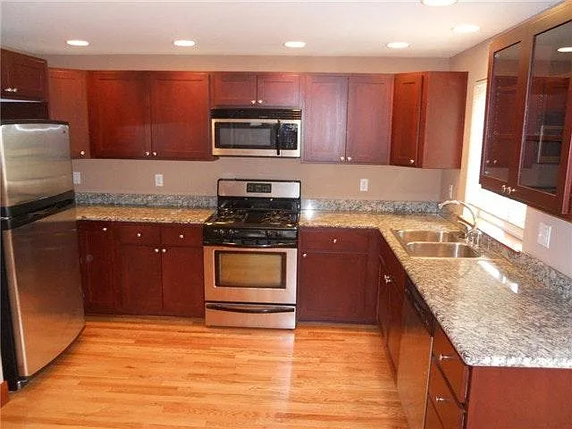 Building Photo - 5262 Brooklyn Ave NE