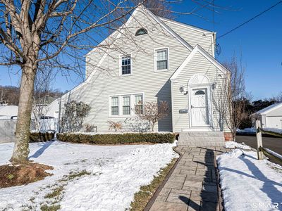 18 Day Spring Avenue, Hamden, CT, 06518