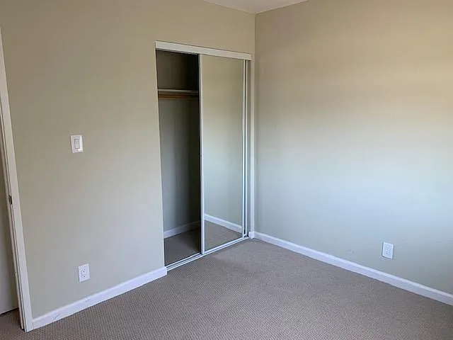 367 Catamaran St — Photo 2