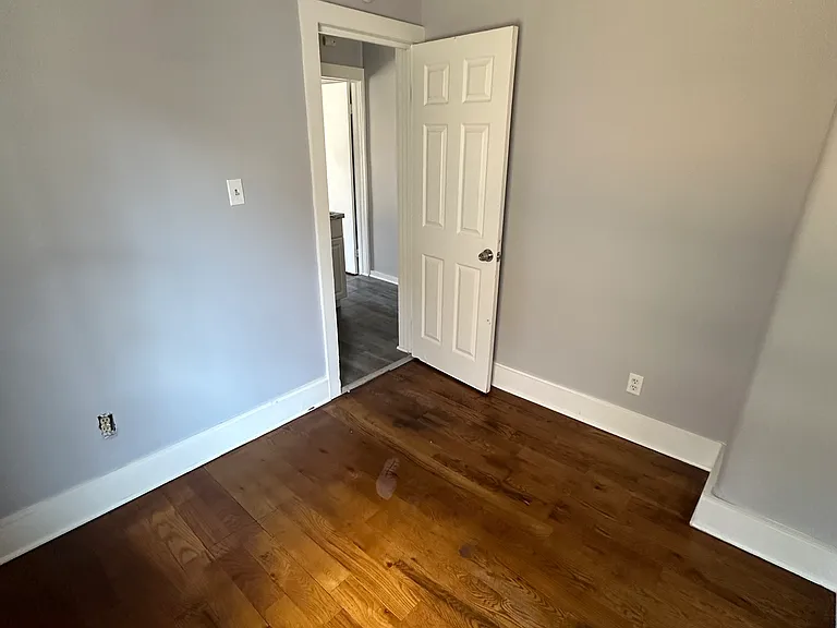 165 Starr St #2A — Photo 26