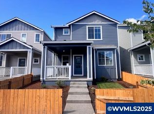 1245 Parkside Ave, Woodburn, OR 97071