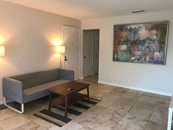 3rd image of 787 N Fair Oaks Ave APT 8