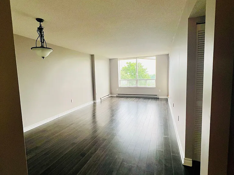 1510 Richmond St #806 — Photo 3