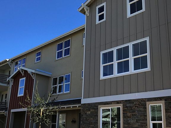 2nd image of 543 Sertoma Way #Mo5kel