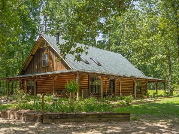 4453 Circle Square Dr, Mooringsport, LA 71060