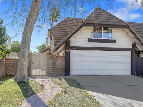 22810 Rio Chico Dr, Santa Clarita, CA 91354