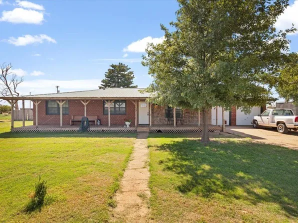 1700 E Delano Ave, Littlefield, TX 79339