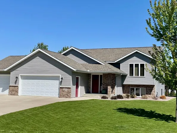 1409 28th St SW, Austin, MN 55912