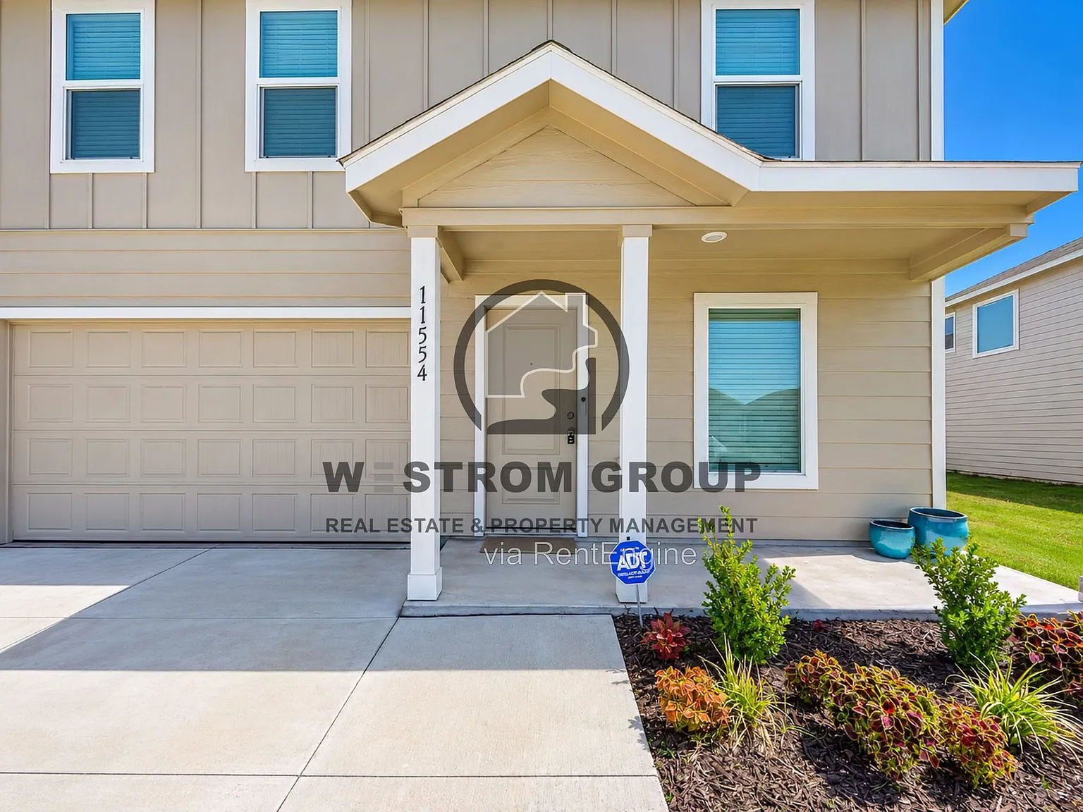 4 bed, 2.5 bath, 1891 sqft, $2,300 — Photo 4