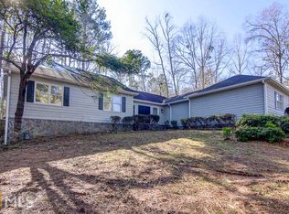230 Benjamin Cir, Fayetteville, GA