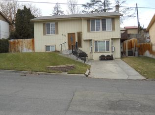 633 San Clemente Ave, Sunnyside, WA