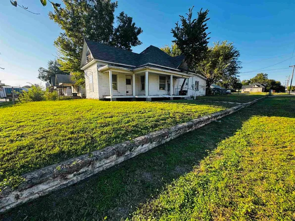 304 N 5th St, Enid, OK 73701
