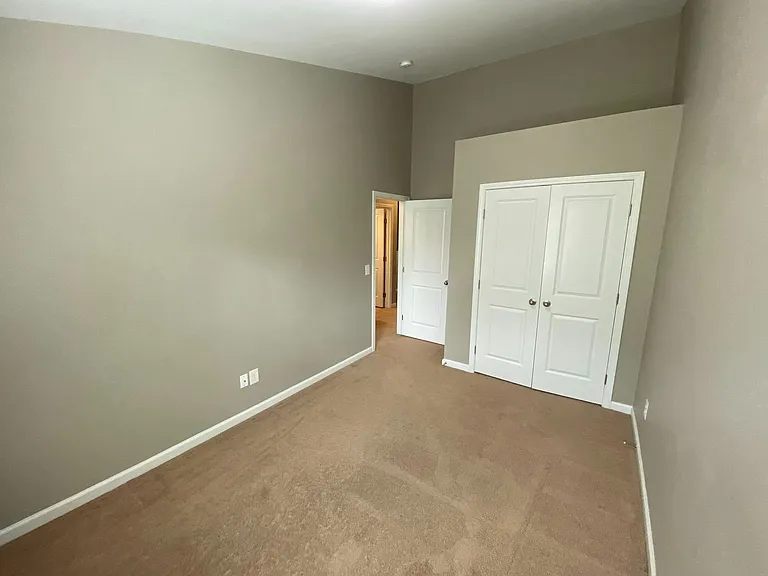 1634 Holly Grove Way — Photo 14