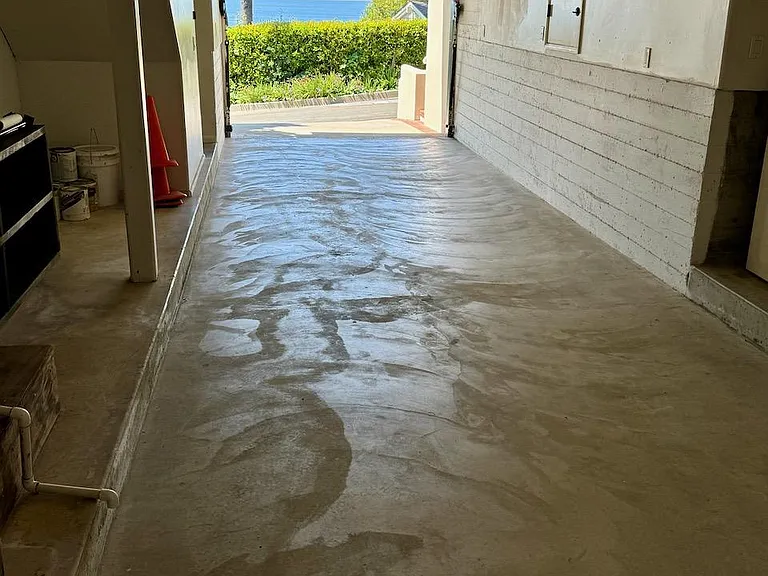 930 Skyline Dr — Photo 29