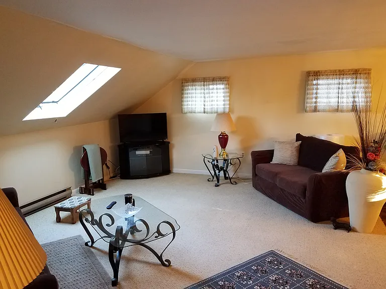 41 Courtland St #2 — Photo 2