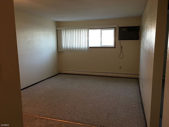 1 bdrm living room