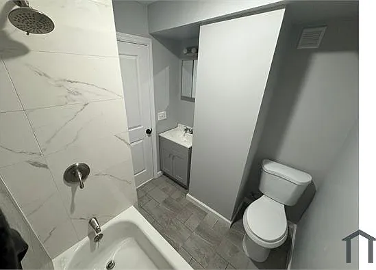 79-83 Tillinghast St #1B — Photo 2