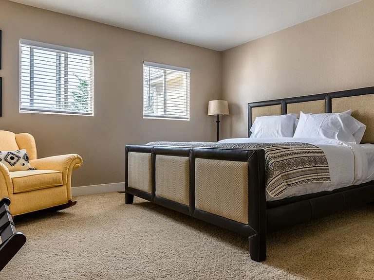 220 Acacia Dr — Photo 11